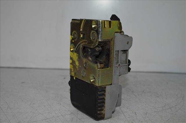 Foto 3ª: Cerradura Puerta Delantera Derecha Peugeot 406 2.0 HDI 1995-2004 [RHZ] (2001)