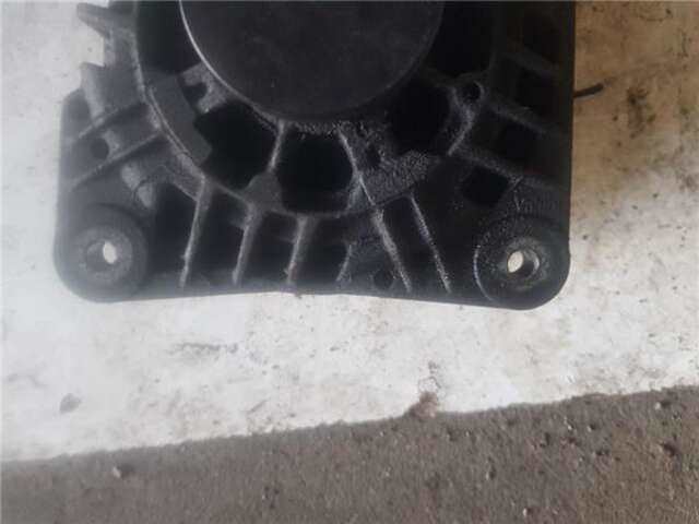 Foto 2ª: Alternador Opel Vivaro 1.9 COMBI 2.9T LARGO [1.9 LTR. - 74 KW CDTI CAT (F9Q-760 - L08)] [f9q u7]