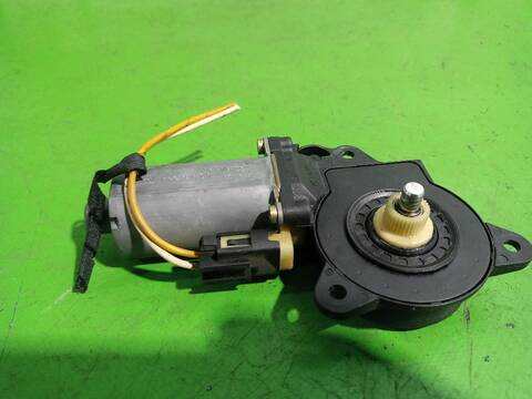 Foto 2ª: Elevalunas Eléctrico Delantero Izquierdo Ford Fiesta AMBIENTE 68CV [F6JA] (2001)