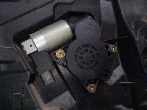 Foto 2ª: Elevalunas Eléctrico Delantero Izquierdo Mazda 3 BERLINA 105CV 77KW