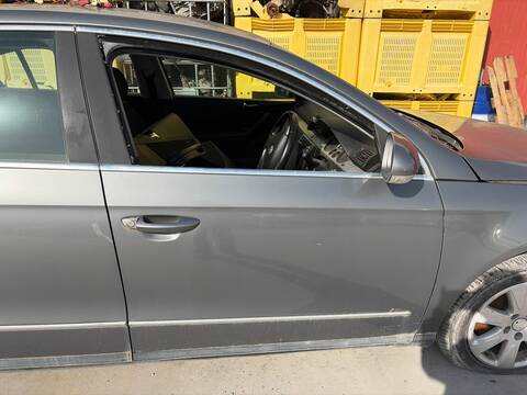 Puerta Delantera Derecha Volkswagen Passat BKP BERLINA