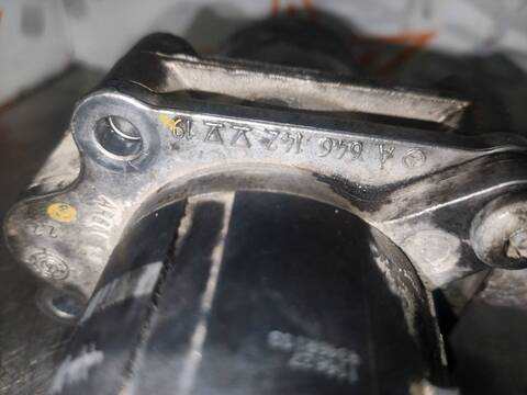 Foto 3ª: Valvula EGR Mercedes Sprinter 411/415/509/511/515 CDI 906.153/155) 150CV 110KW CAJA ABIERTA [646986] (2006)