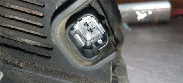 Foto 3ª: Alternador Renault Scenic 1.9 EXCEPTION [1.9 LTR. - 88 KW DCI DIESEL] (JM)(2003-_)