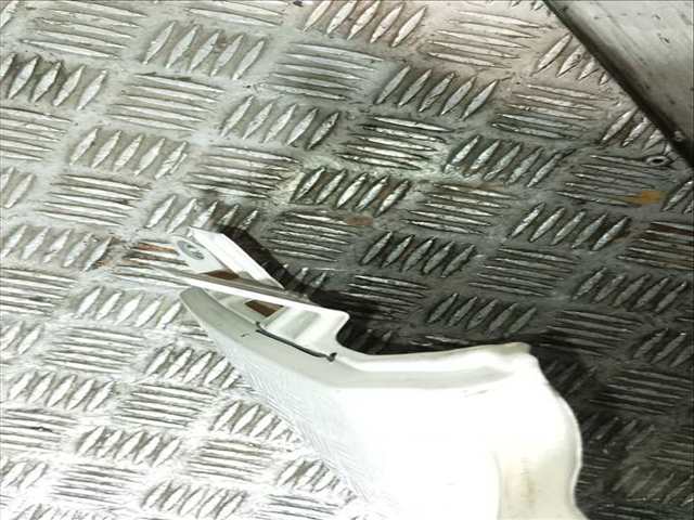 Foto 3ª: Aleta Delantera Izquierda Volkswagen Transporter COMBI 88CV 65KW FURGONETA [AJT] (2001)