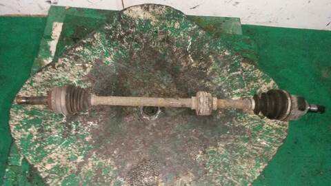 Transmision Delantera Derecha Toyota Yaris 1.4 TD CAT 75CV 55KW