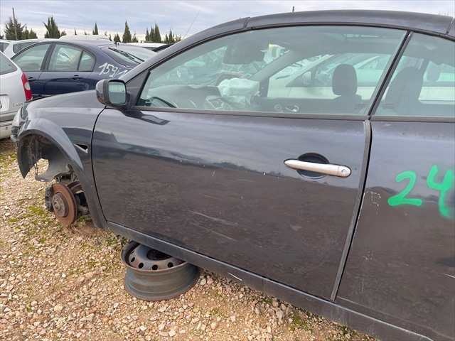Foto 2ª: Puerta Delantera Izquierda Renault Megane 1.9 DCI COUPE CABRIO [F9QE8] (2006)