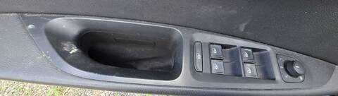 Botonera Elevalunas Seat Leon STYLE CONNECT 110CV 81KW