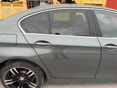 Foto 2ª: Puerta Trasera Derecha Bmw Serie 5 518 BERLINA (2008)