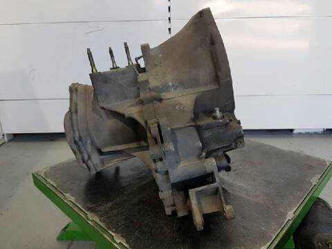 Foto 2ª: Caja Cambios Ford Fiesta BASICO BERLINA 60CV 44KW [RTJ] (1997)