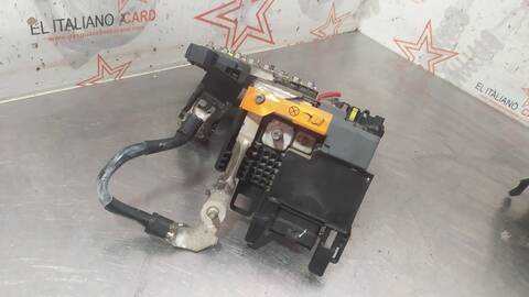 Foto 3ª: Caja Reles Fusibles Citroen C4 SEDUCTION 114CV 84KW [9H05] (2014)