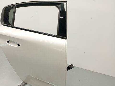 Foto 3ª: Puerta Trasera Derecha Peugeot 308 PURETECH 130 FPHNSL FPHNST) 131CV 96KW [HNS (EB2ADTS)] (2022)