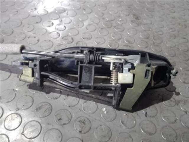 Foto 3ª: Maneta Exterior Trasera Izquierda Bmw Serie 3 315 2.0 318D [2.0 LTR. - 85 KW DIESEL CAT (1951 CM3)] [M47 D20 (204D1)]