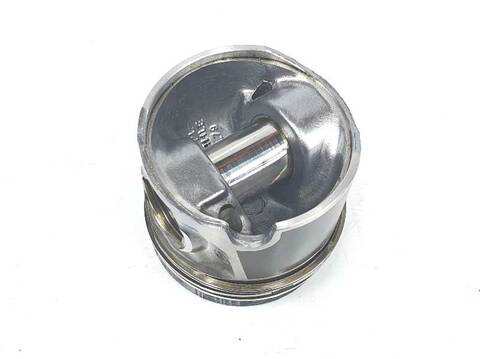 Foto 3ª: Pistones Volkswagen Passat ADVANCE [BKC] (2005)