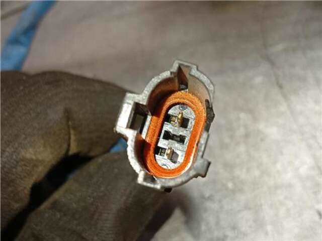 Foto 3ª: Cerradura Puerta Delantera Izquierda Kia Carnival 2.9 TD [J3]