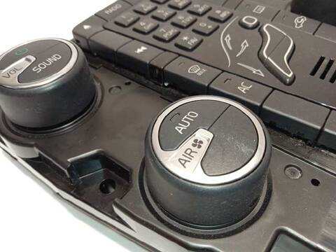 Foto 4ª: Mando Multifuncion Volvo V40 KINETIC 114CV 84KW [D4162T] (2012)