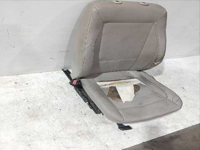Foto 3ª: Asiento Delantero Izquierdo Bmw Serie 1 114 120 D 177CV [N47 D20 A N47 D20 C] (2003)