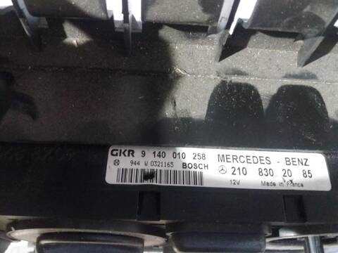 Foto 2ª: Mando Calefacción A. A. Mercedes Clase E 180 3.0 DIESEL CAT 136CV [D/606] (1995)