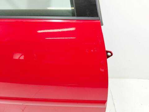 Foto 3ª: Puerta Trasera Derecha Volkswagen Golf 2.0 TDI 140CV (2003)