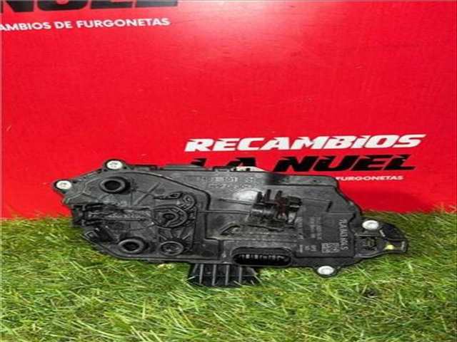 Foto 3ª: Cerradura Puerta Trasera Derecha Ford Tourneo 1.5 ACTIVE [1 5 LTR. - 84 KW ECOBOOST CAT] 114CV [DPB] (2023)