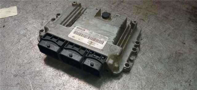 Foto 2ª: Centralita Motor ECU Renault Trafic 2.0 DCI [M9RM788]