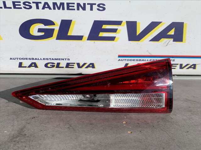 Piloto Portón Derecho Seat Arona 1.0 TSI115CV 0CV