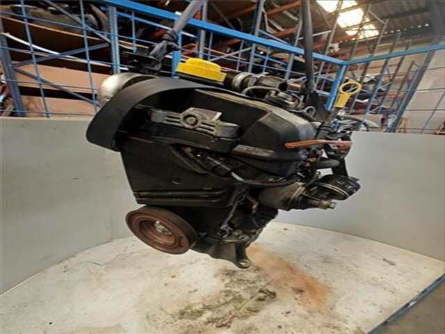 Foto 3ª: Motor Completo Renault Megane 1.5 1.9 DT ALIZE [1.5 LTR. - 55 KW CAT] I CLASSIC (LA0)(1996-_)