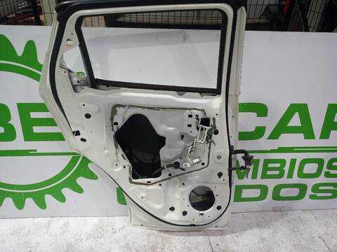 Foto 3ª: Puerta Trasera Izquierda Nissan Juke ACENTA AUT. 117CV [HR16DE] (2010)