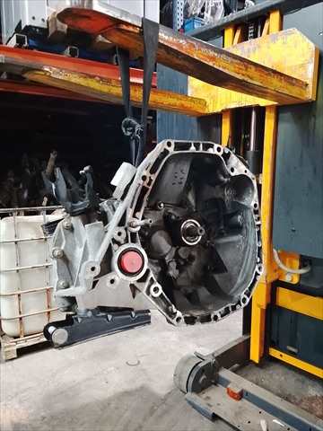 Foto 3ª: Caja Cambios Dacia Logan 1.5 D [K9K C6] (2015)