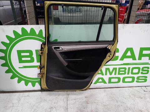 Foto 2ª: Puerta Trasera Derecha Citroen C4 1.6 16V HDI FAP 109CV [9HZDV6TED4] (2007)