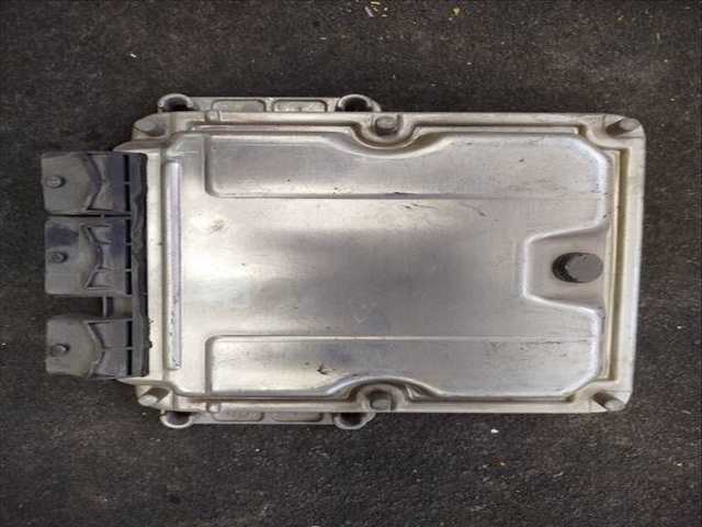 Foto 3ª: Centralita Motor ECU Peugeot 406 COUPE (2001)