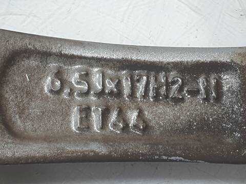 Foto 2ª: LLanta Aleacion Mercedes Clase B 150 B 200 D 247.012)