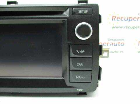 Foto 3ª: Sistema GPS Toyota Auris 1ND (2013)