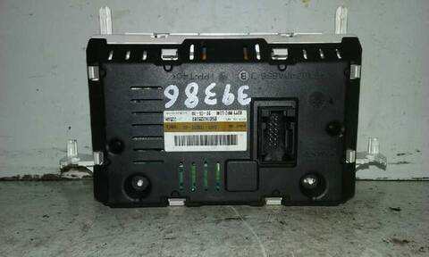 Foto 2ª: Pantalla Multifuncion Ford Fiesta TREND 68CV 50KW [F6JD] (2009)