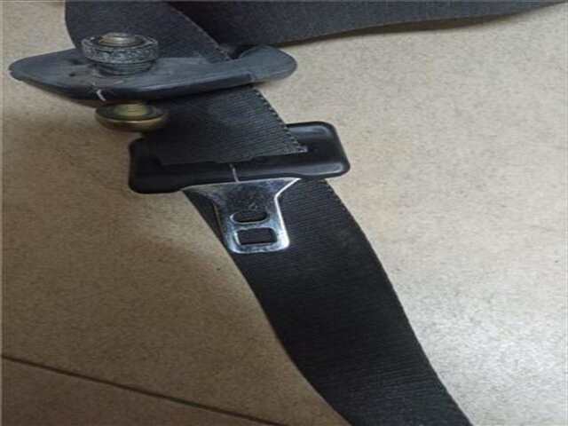 Foto 3ª: Cinturón Delantero Derecho Ford Fiesta 1.3 PORTO [1.3 LTR. - 44 KW CAT] [J6B]