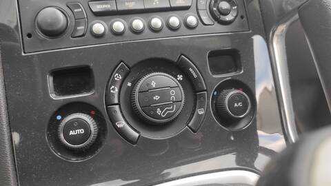 Mando Climatizador Peugeot 3008 HNY