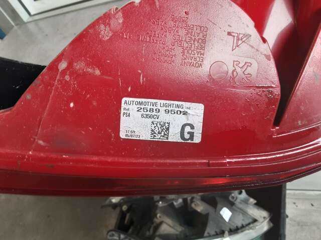 Foto 2ª: Piloto Trasero Izquierdo Peugeot 308 1.6 HDI [9HX] (2008)