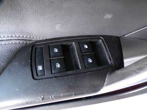 Botonera Elevalunas Opel Insignia A20DTH BERLINA