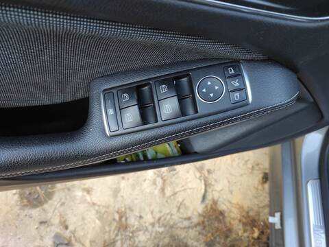 Botonera Elevalunas Mercedes Clase A 140 270910
