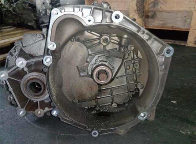 Foto 2ª: Caja Cambios Saab 9-3 1.9 TID LINEAR (I/D) [1.9 LTR. - 110 KW TID CAT] BERLINA (2003-_) [Z19DTH]