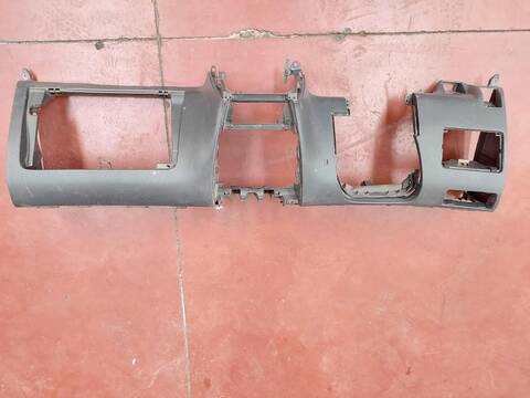 Salpicadero Toyota Corolla 1.4 TD CAT 90CV