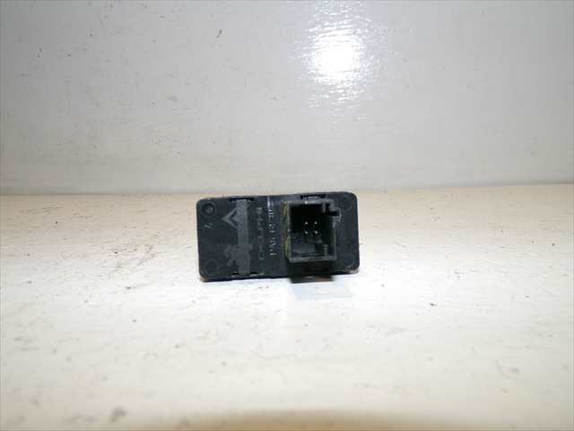 Foto 3ª: Botonera Elevalunas Peugeot 308 1.6 HDI SW 2007-2013 [9HZ] (2009)