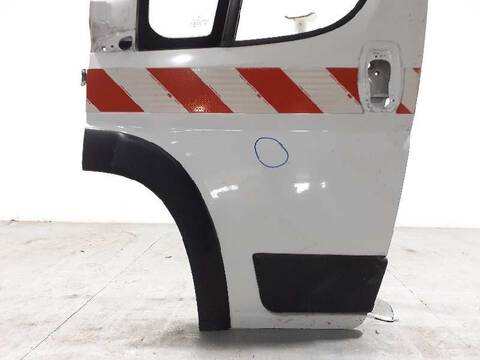 Foto 2ª: Puerta Delantera Izquierda Peugeot Boxer 335 L1H2 PRO BLUEHDI 165 START STOP 165CV 121KW FURGON [4H03] (2020)