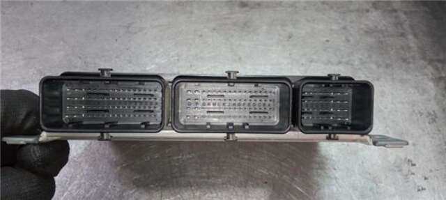 Foto 3ª: Centralita Motor ECU Dacia Sandero 0.9 AMBIANCE [0.9 LTR. - 66 KW TCE CAT BIVALENT. GASOLINA - GPL] [H4BG412]