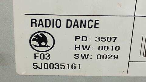 Foto 4ª: Sistema Audio Radio CD Skoda Fabia URBAN 70CV 51KW (2007)