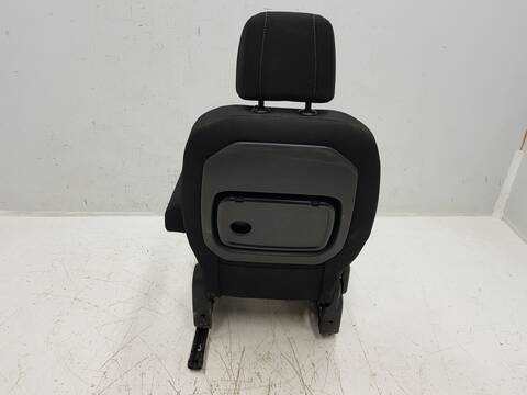 Foto 3ª: Asiento Delantero Derecho Fiat Doblo COMBI L2 1.5 BLUEHDI 75 KW