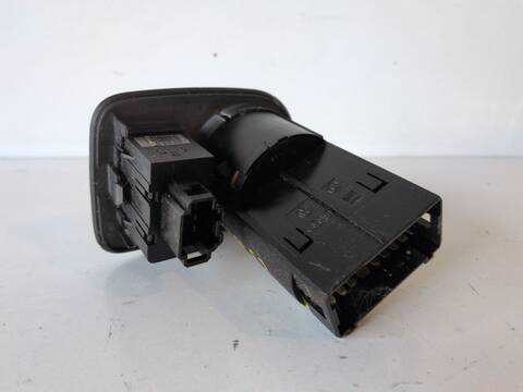 Foto 3ª: Mando Luces Seat Ibiza CAYB BERLINA (2010)