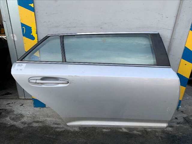 Puerta Trasera Derecha Toyota Avensis 2.2 D4D 150CV