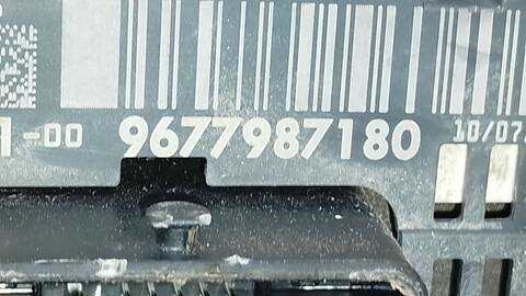 Foto 4ª: Caja Reles Fusibles Citroen C4 SEDUCTION 92CV 68KW [9HP] (2013)