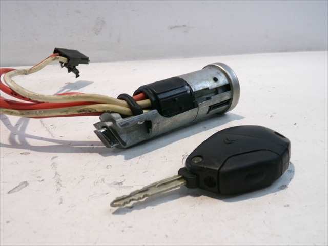 Foto 2ª: Antirrobo Citroen Xantia 1.9 TD 1993-2001 [DHX] (1997)