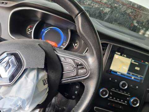 Foto 2ª: Volante Renault Megane EXPERIENCE BERLINA 132CV 97KW IV BERLINA 5P [HF5 408] (2017)